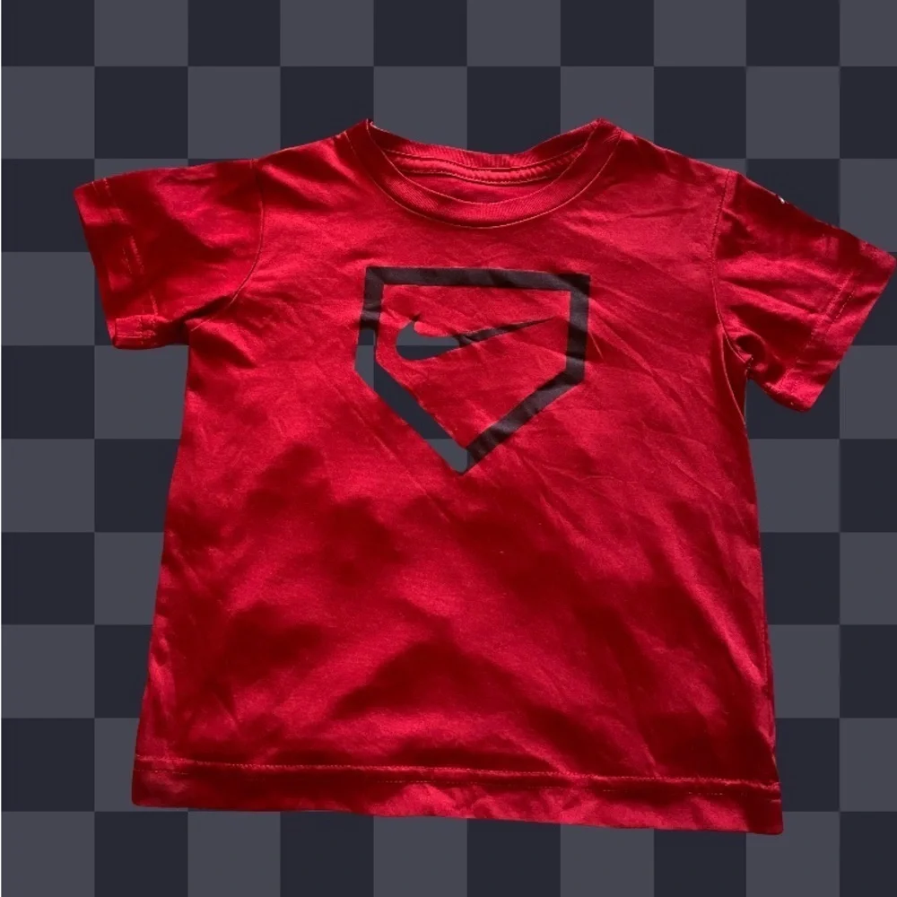 Nike Kids Red T-Shirt size 3T